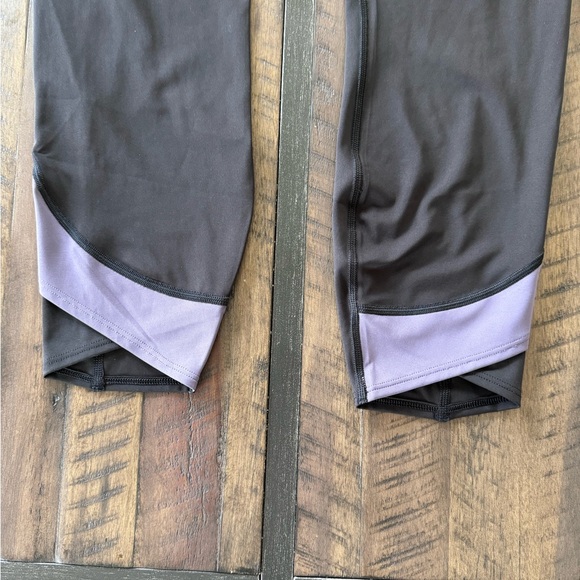 Athleta Ultimate Stash Craft Tight. Size L. - Picture 6 of 11